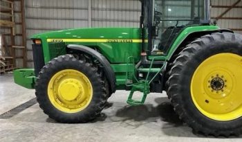 1999 JOHN DEERE 8200